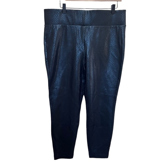 Torrid Pixie Skinny Studio Luxe Ponte High-Rise Pant Size 1x - Picture 3 of 13